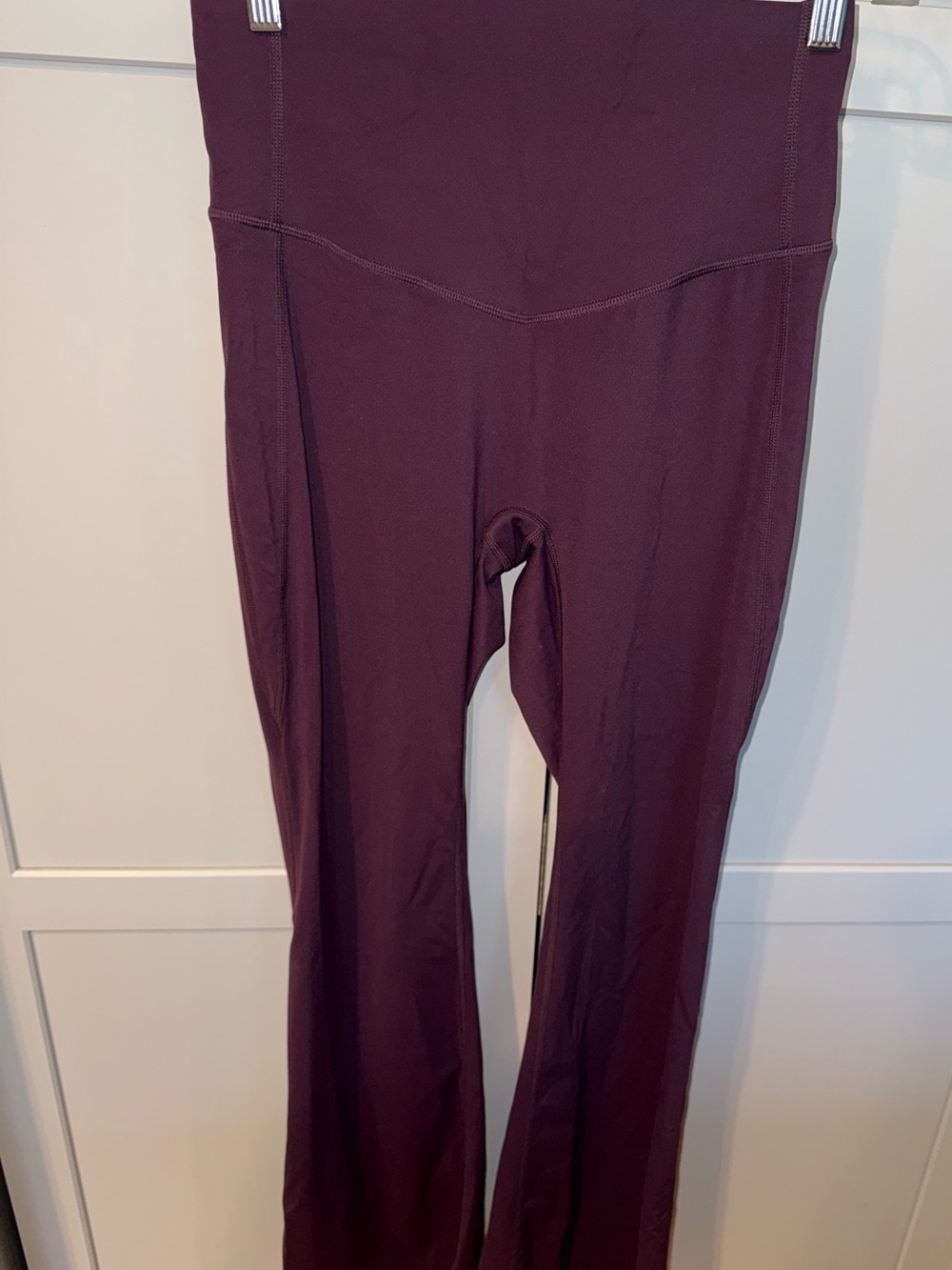 NWT Halara UltraSculpt Leggings Purple Flare Yoga Pants Size M 💜🧘🏼‍♂️